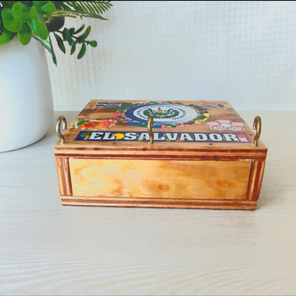 Wooden letter and key holder from El Salvador